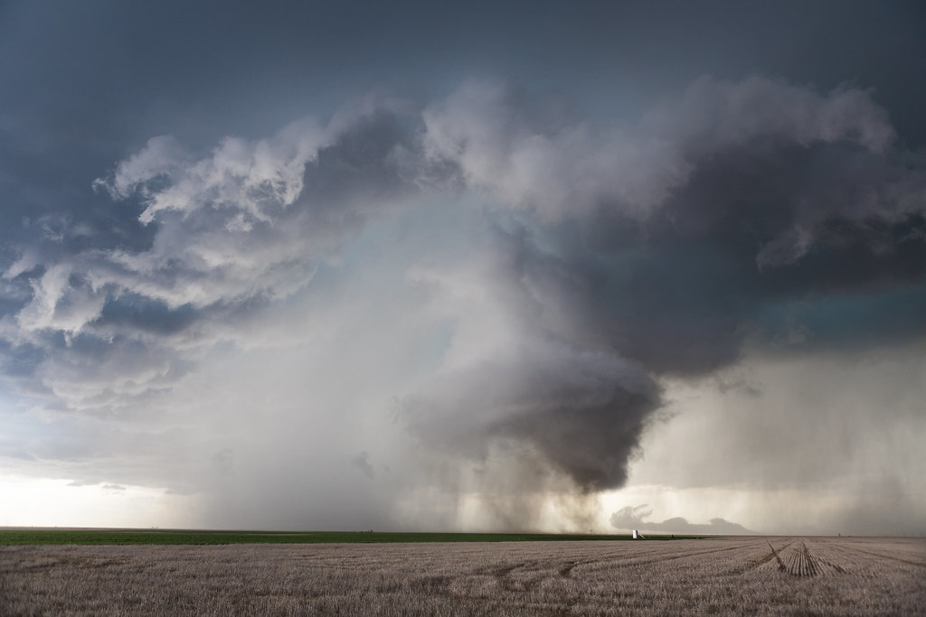 Groom Tornado (Explored)